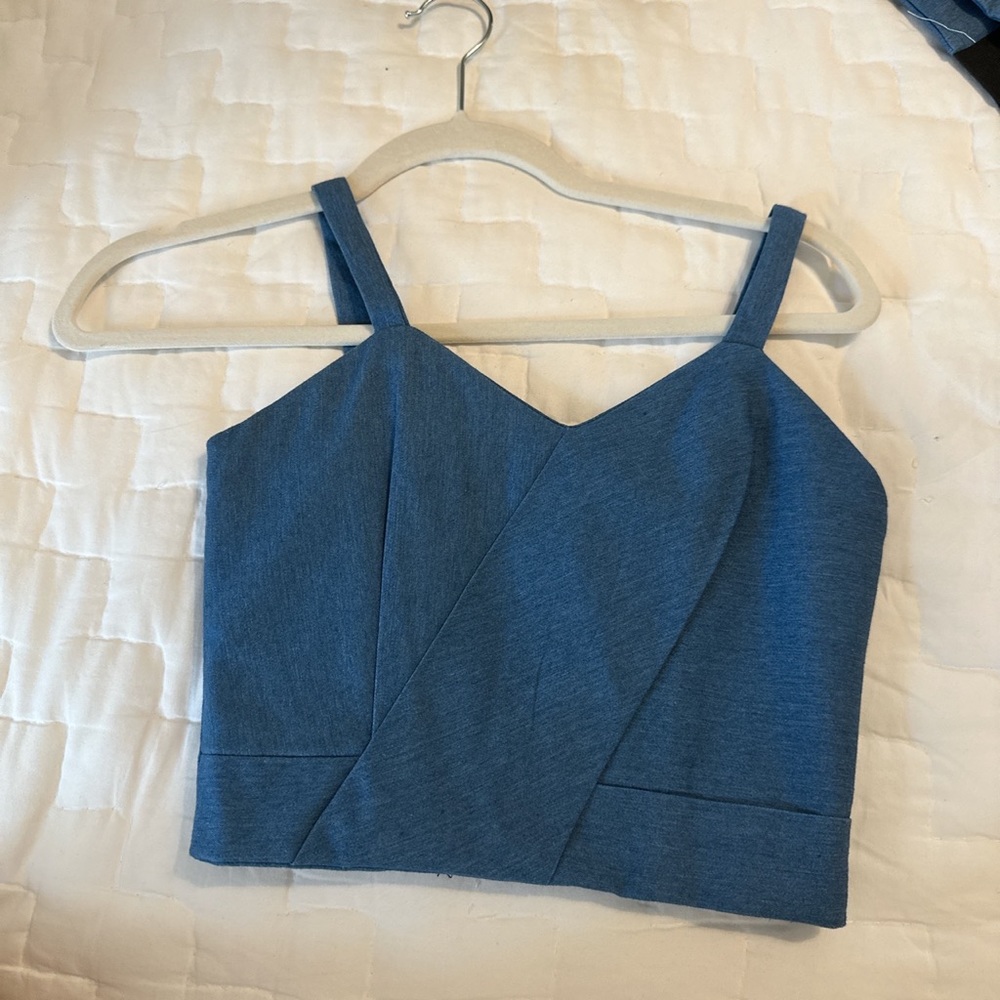 Kids blue crop top